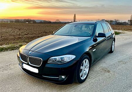 BMW 520d 520 A Touring, Top Zustand, TÜV/AU neu