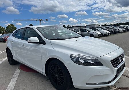 Volvo V40 /Klima/106.000km/Scheckheft/TÜV27/Sehr Gepf