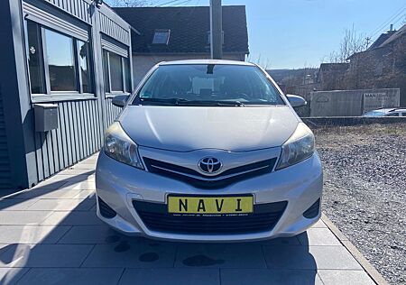 Toyota Yaris Life D