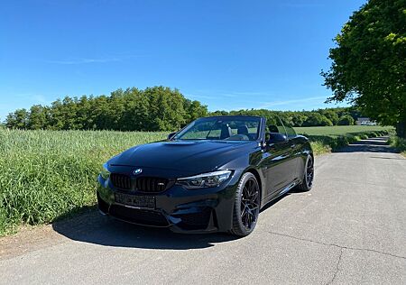 BMW M4 Cabrio ALL BLACK VOLL