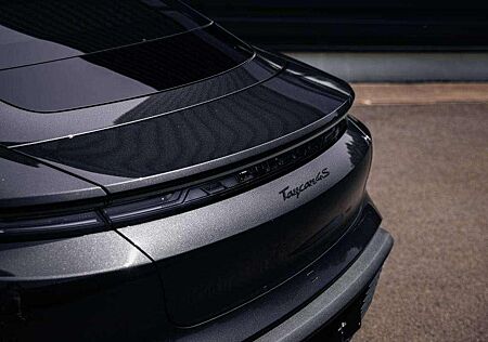 Porsche Taycan 4S