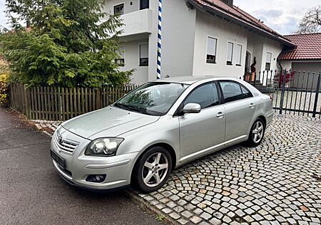 Toyota Avensis Sol 2,0-l-VVT-i