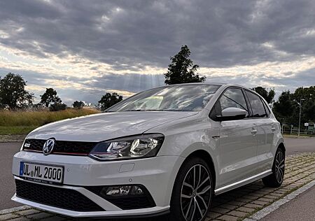 VW Polo Volkswagen 1.8 TSI GTI GTI
