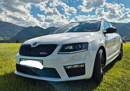 Skoda Octavia 2.0 TDI DSG 4x4 RS Combi RS