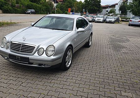 Mercedes-Benz CLK 320 SPORT*Automatik*Kl+SSD*