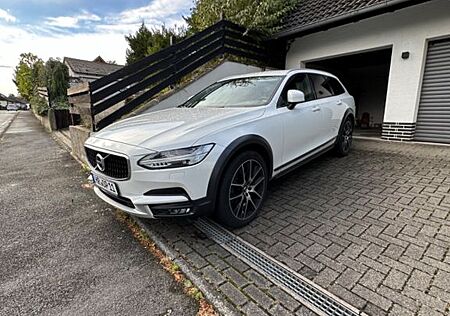 Volvo V90 Cross Country D4 AWD Pro Geartronic Pro