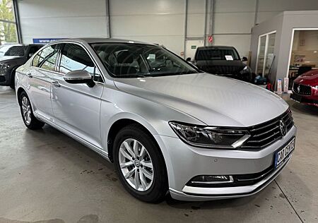 VW Passat Volkswagen Lim. Comfortline BMT/Start-Stopp Navi|SHZ