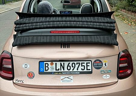 Fiat 500E Cabrio 42 kWh -