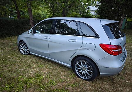 Mercedes-Benz B 200 CDI