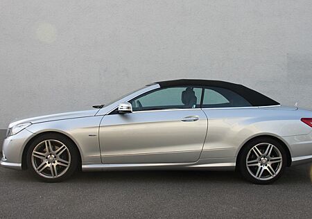 Mercedes-Benz E 250 Cabriolet BlueEFF. ELEGANCE ELEGANCE