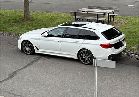 BMW 540i xDrive Touring A -