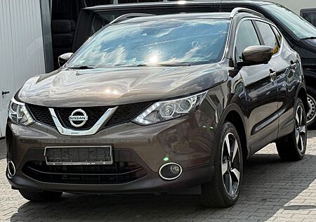 Nissan Qashqai 1.6 dCi N-Connecta 360 Kamera