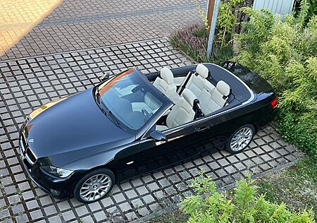 BMW 325i Cabrio (6-Zyl.) Individual - 1. Hand