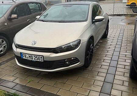 VW Scirocco Volkswagen 1.4 TSI DSG -