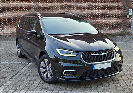 Chrysler Pacifica /Hybrid/7-Sitzer/360/ACC/LED/