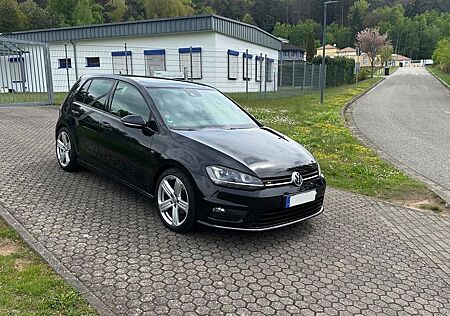 VW Golf Volkswagen 2.0 TDI, DSG, R-Line