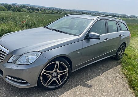 Mercedes-Benz E 200 CGI T BlueEFFICIENCY AVANTGARDE AVANTGARDE