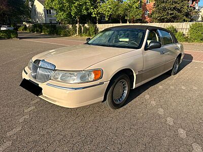 Lincoln Town Car Cartier 4.6 L V8 Leder SHZ Klima TÜV:27