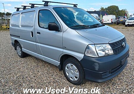 Toyota Hiace 2,5 d-4D Aircon