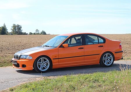 BMW 325i -