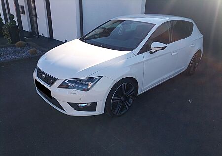 Seat Leon 2.0 TDI FR Navi LED 19 Zoll Cupra