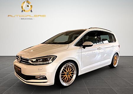 VW Touran Volkswagen 2.0 TDI Highline | LED | PANO | KEYLESS
