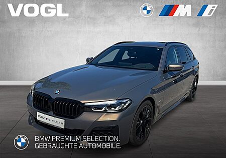 BMW 530d xDrive Touring AHK SHZ HUD