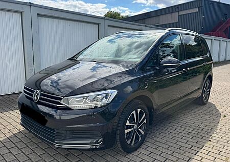 VW Touran Volkswagen 2.0 TDI SCR DSG IQ.DRIVE