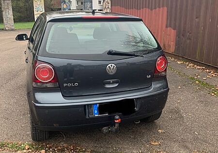 VW Polo Volkswagen 1.4 Tour/ Zahnriemen Neu Service Neu