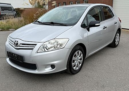 Toyota Auris 1.3 Benzin Klima 6Gang 4/5 Türer