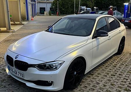 BMW 328i