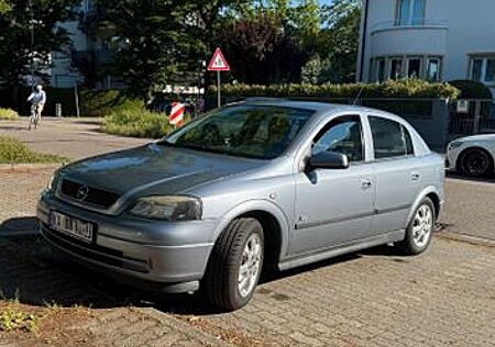 Opel Astra 1.6 Twinport -