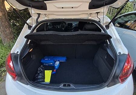 Peugeot 208 PureTech 82 Active Active