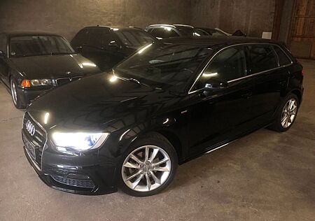 Audi A3 Sportback*S-line*S-tronic*PANO*XENON