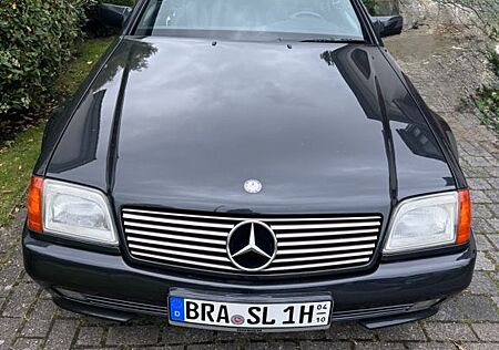 Mercedes-Benz SL 300 Oldtimer mit H-Kennzeichen und Wertgutach