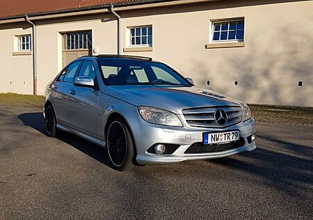 Mercedes-Benz C 320 gebraucht kaufen Mercedes-Benz C 320 CDI AVANTGARDE
