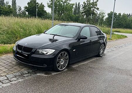 BMW 325i - E90 Limousine - TÜV NEU