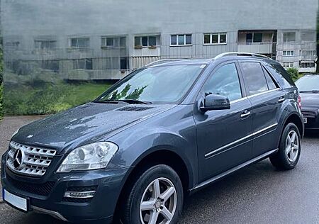 Mercedes-Benz ML 350 CDI 4MATIC -