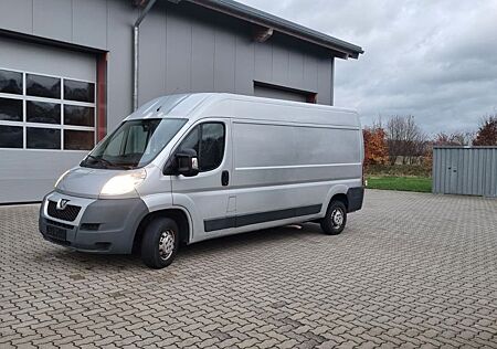 Peugeot Boxer 435 2.2 HDI