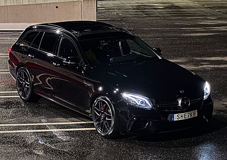 Mercedes-Benz E 63 AMG Mercedes-AMG E 63 S 4MATIC+ T Autom...