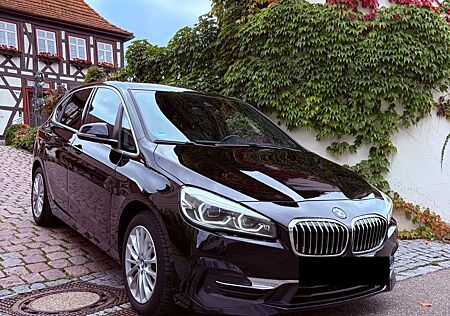 BMW 2er 225xe Luxury Line Ele.Leder HeadUp AdaptiveLED