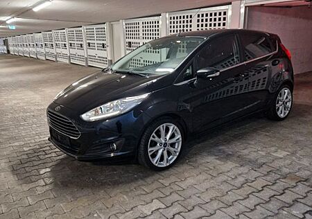 Ford Fiesta 1,0 EcoBoost 74kW Titanium PowerSh 17 ZollAl. A