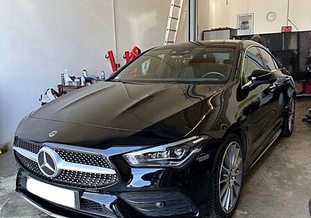 Mercedes-Benz CLA 220 DCT -