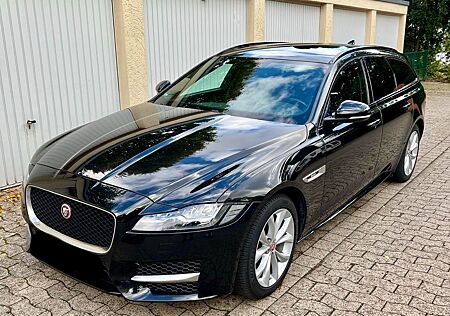 Jaguar XF 20d AWD 180PS R-Sport Sportbrake 295€/mtl.