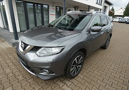 Nissan X-Trail 4x4 Alu Panorama AHK Grau Met.