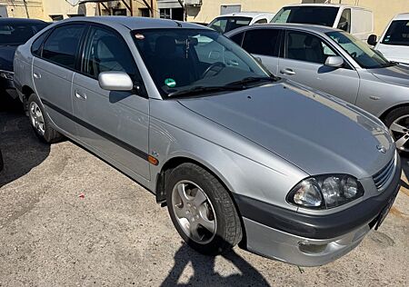 Toyota Avensis 2.0