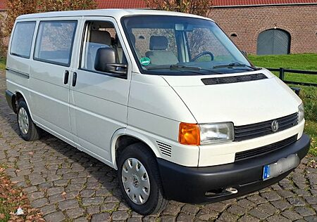 VW T4 Volkswagen 2.5TDI Klima! Zahnriemen Neu! Grüne Plakette!