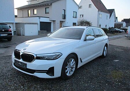 BMW 530 d xDrive Touring Mild-Hybrid