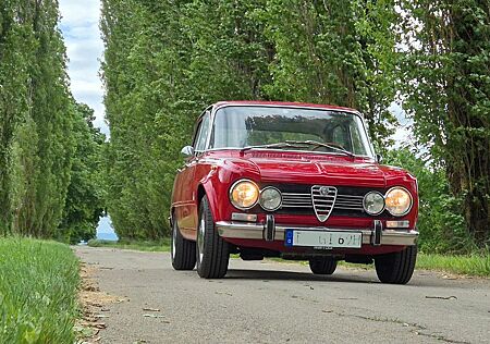 Alfa Romeo Giulia Super Biscione