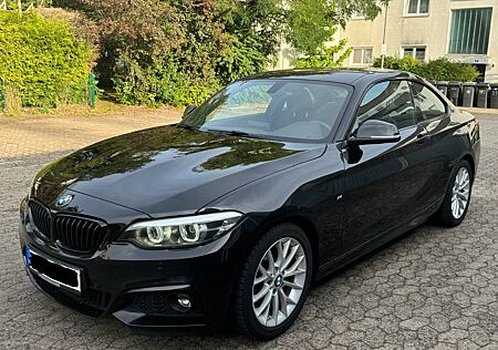 BMW 218d Coupé M-Paket / 2.Hand / LED / 90.000 Km /